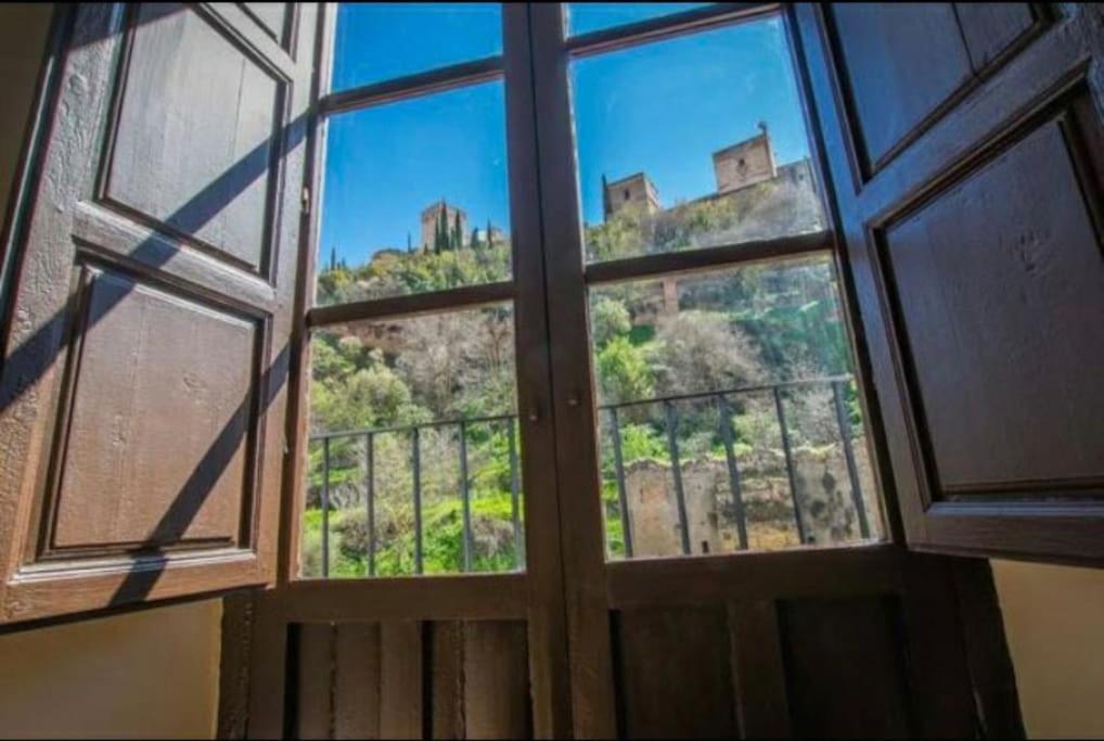 Alhambra Enamora 1 -Paseo De Los Tristes View 1 -C 그라나다 외부 사진